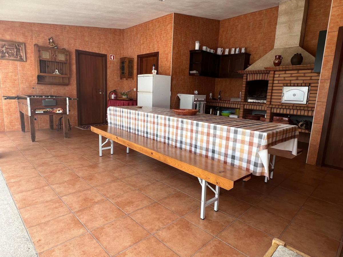 Cerdeirinhas De Basto "Piso Q 4" Apartman Canedo de Basto Kültér fotó
